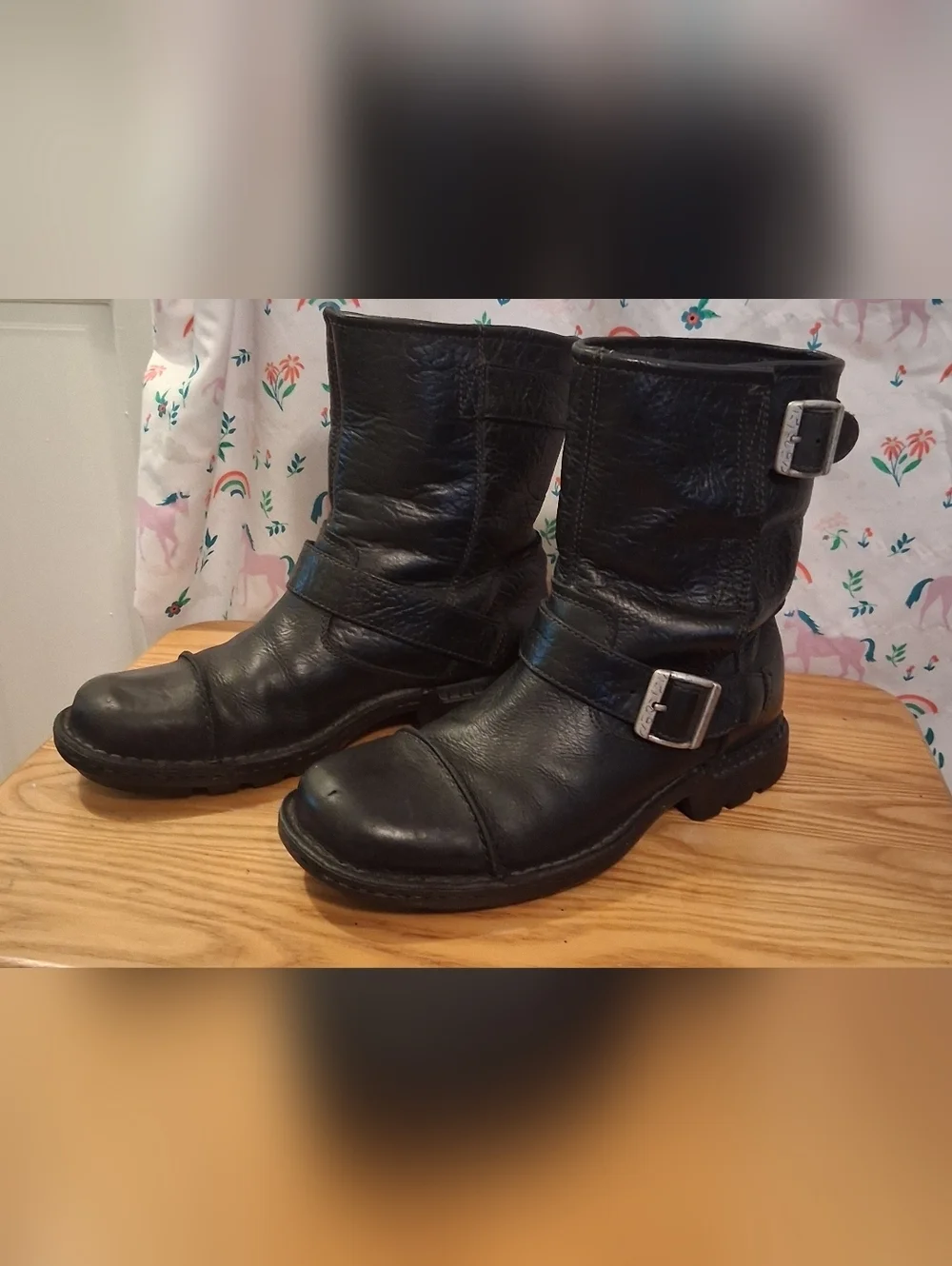 EUC Discontinued UGG Rockville 2 Black Pebble Leather Moto Bike Combat Boot SZ 8